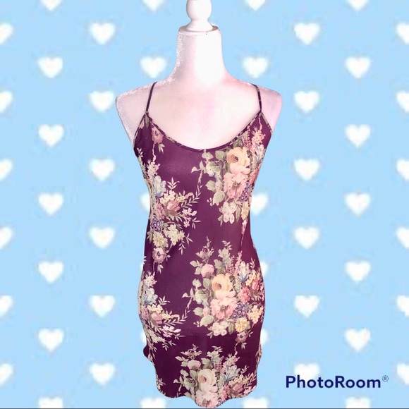 Val Mode Vintage Floral Camisole - Picture 2 of 11